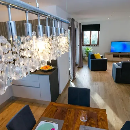 Magnolia Apartment